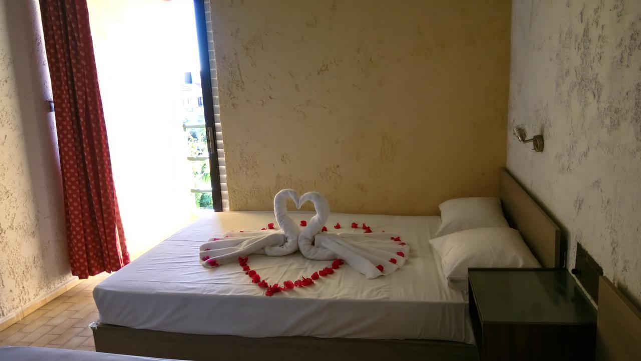 Minoas Hotel Amoudara Lasithiou エクステリア 写真