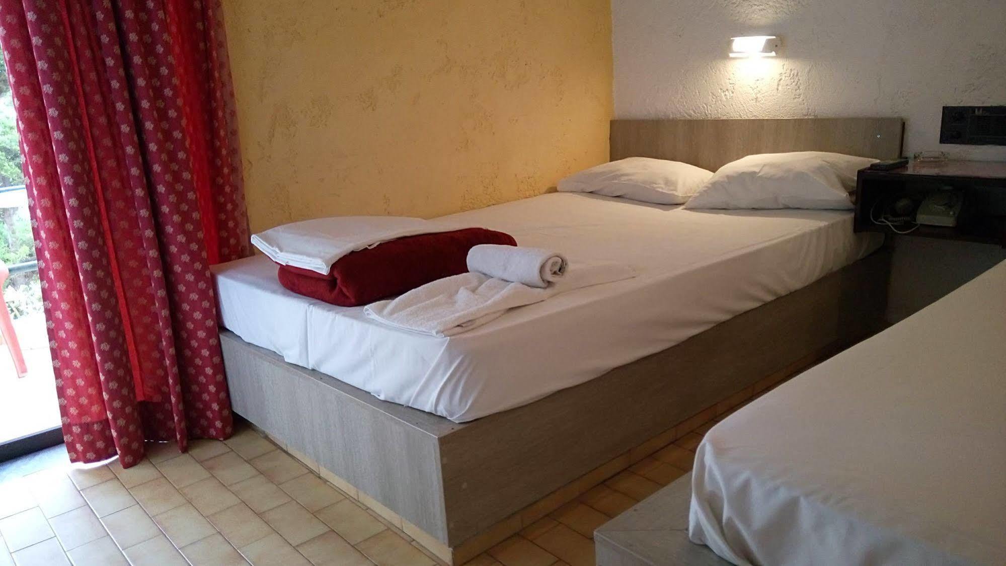 Minoas Hotel Amoudara Lasithiou エクステリア 写真